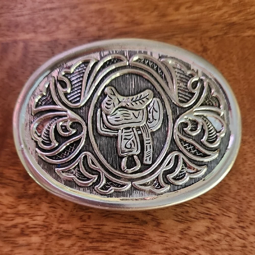 Avon Youth Silver Finish Saddle Belt Buckle 3" - Picture 1 of 4